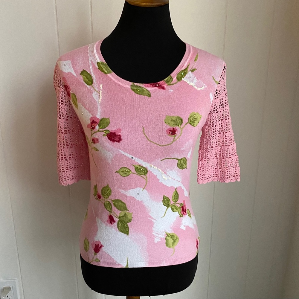 Elizabeth New York Pink Floral Sweater with Embellishment Sequins and Crochet XS